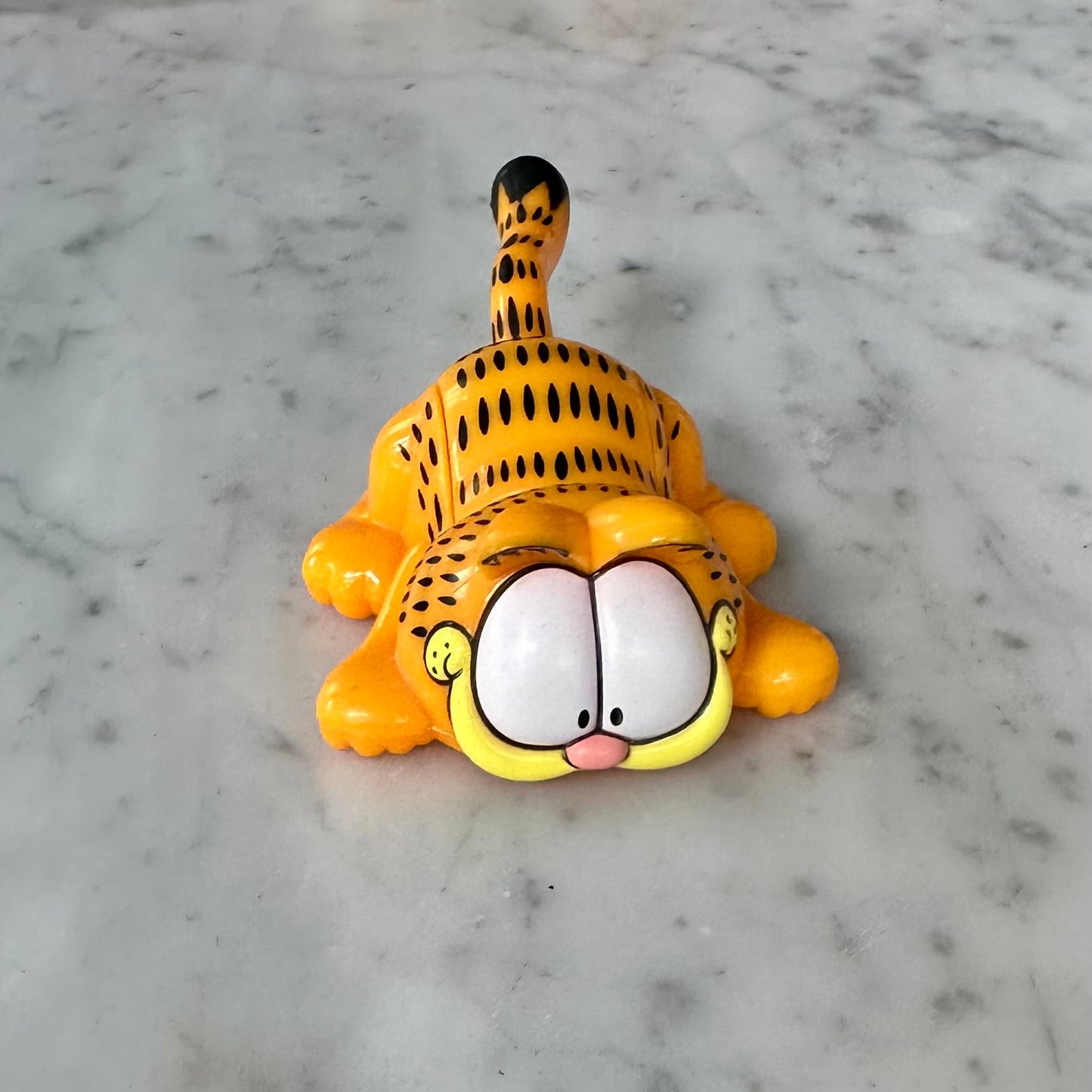 Vintage Garfield Hidden Magnifying Glass Toy