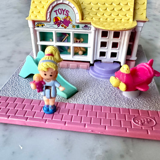 1993 Polly Pocket Toy Shop