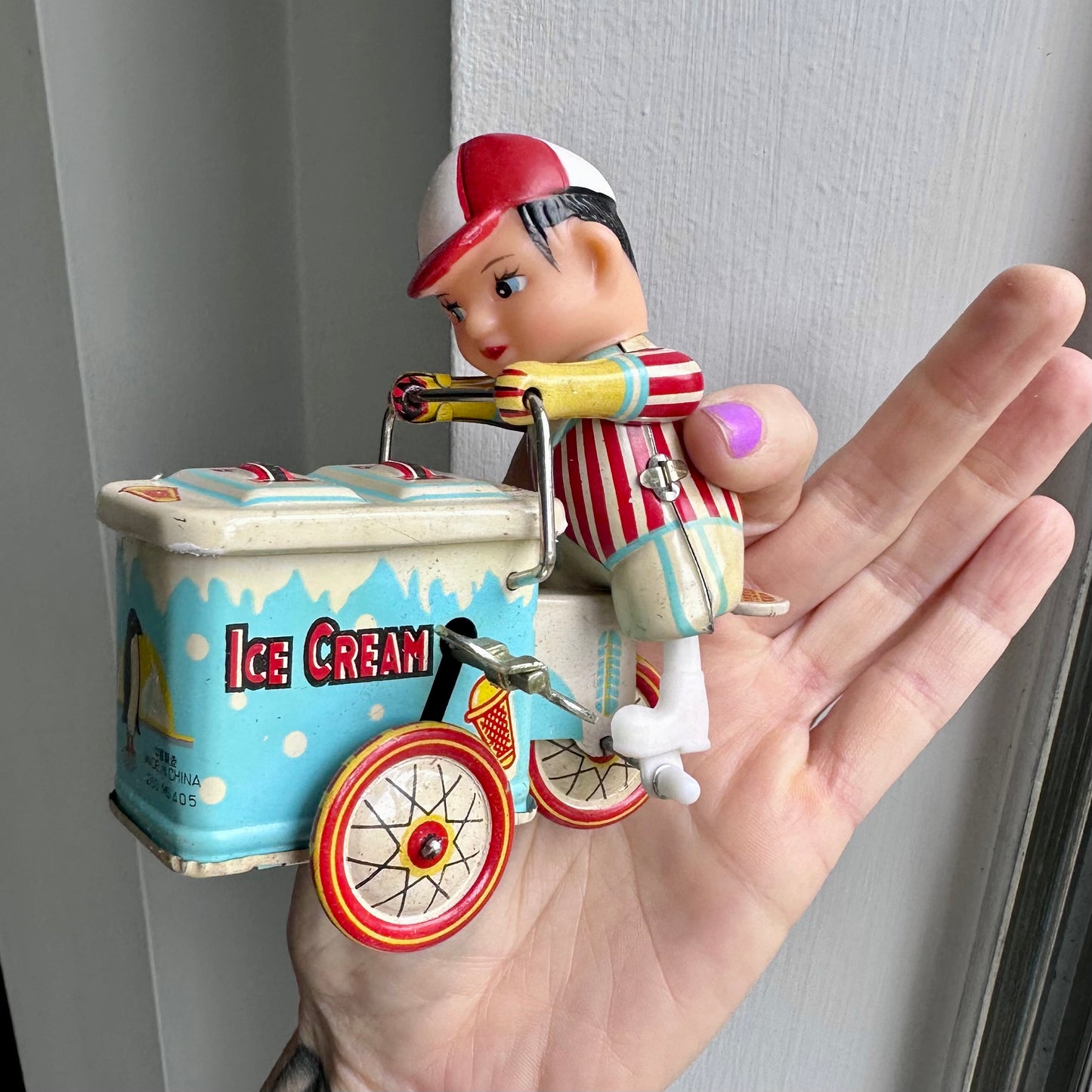 Vintage Ice Cream Man Tin Toy