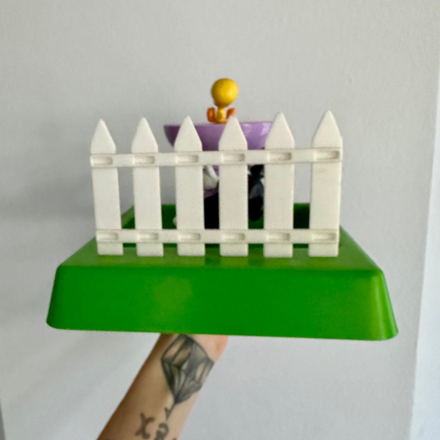 1994 Looney Tunes Fun On The Farm Trinket Tray