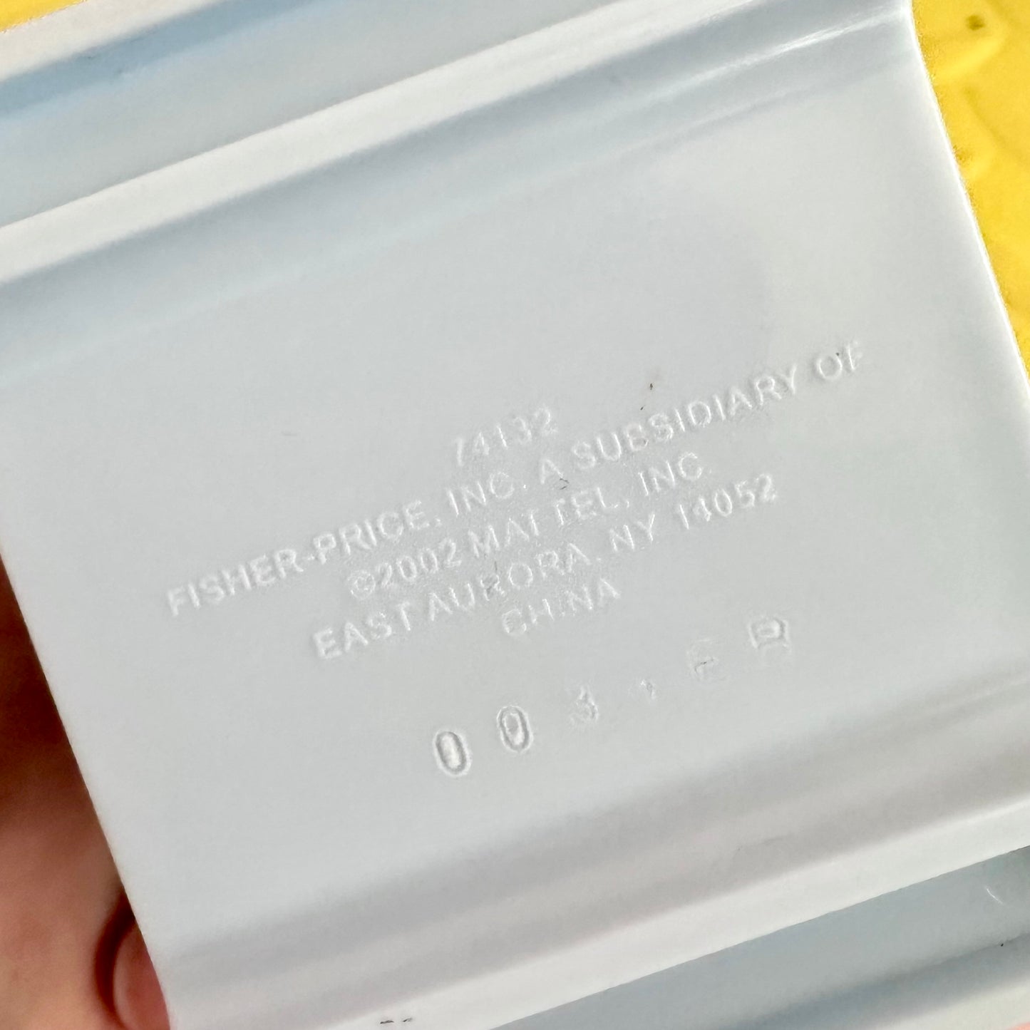 2002 Loving Family Bathroom Sink