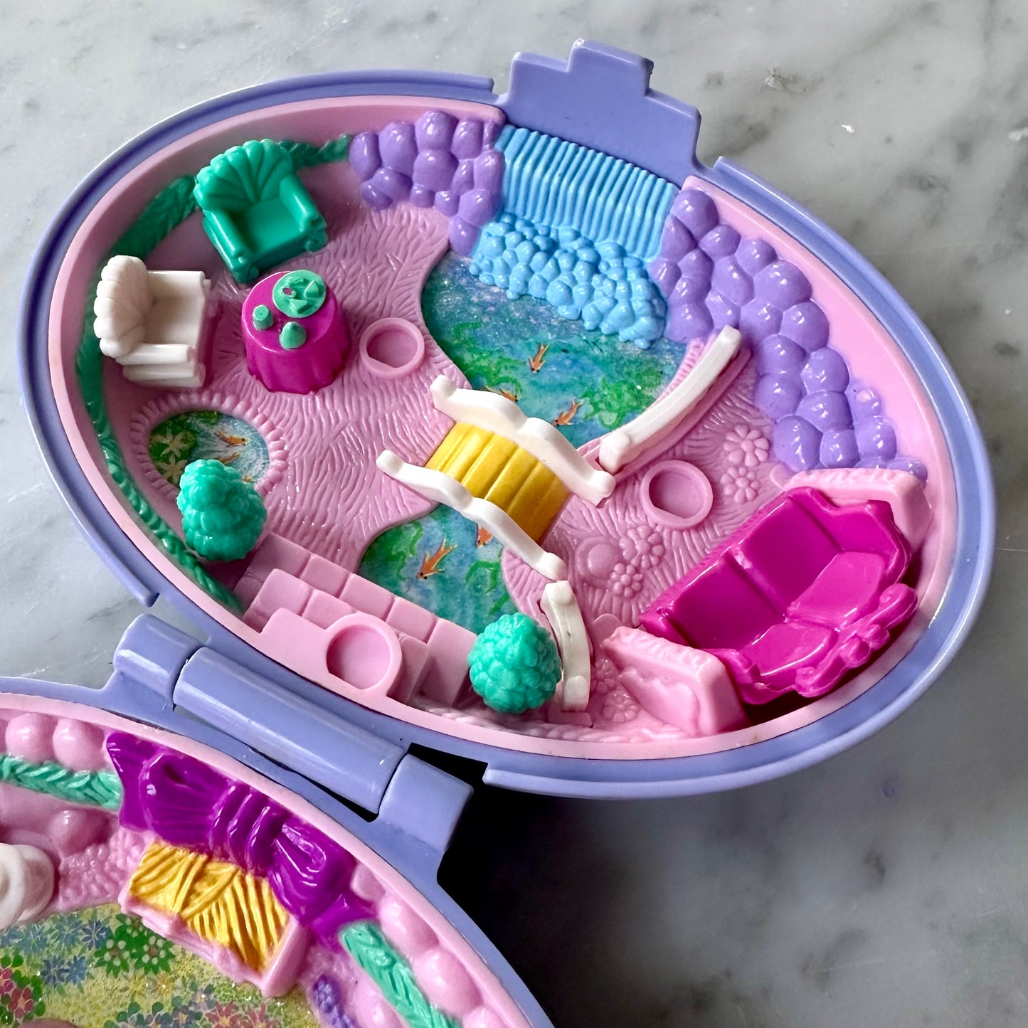 1995 Polly Pocket Unicorn Meadow Compact and Comb