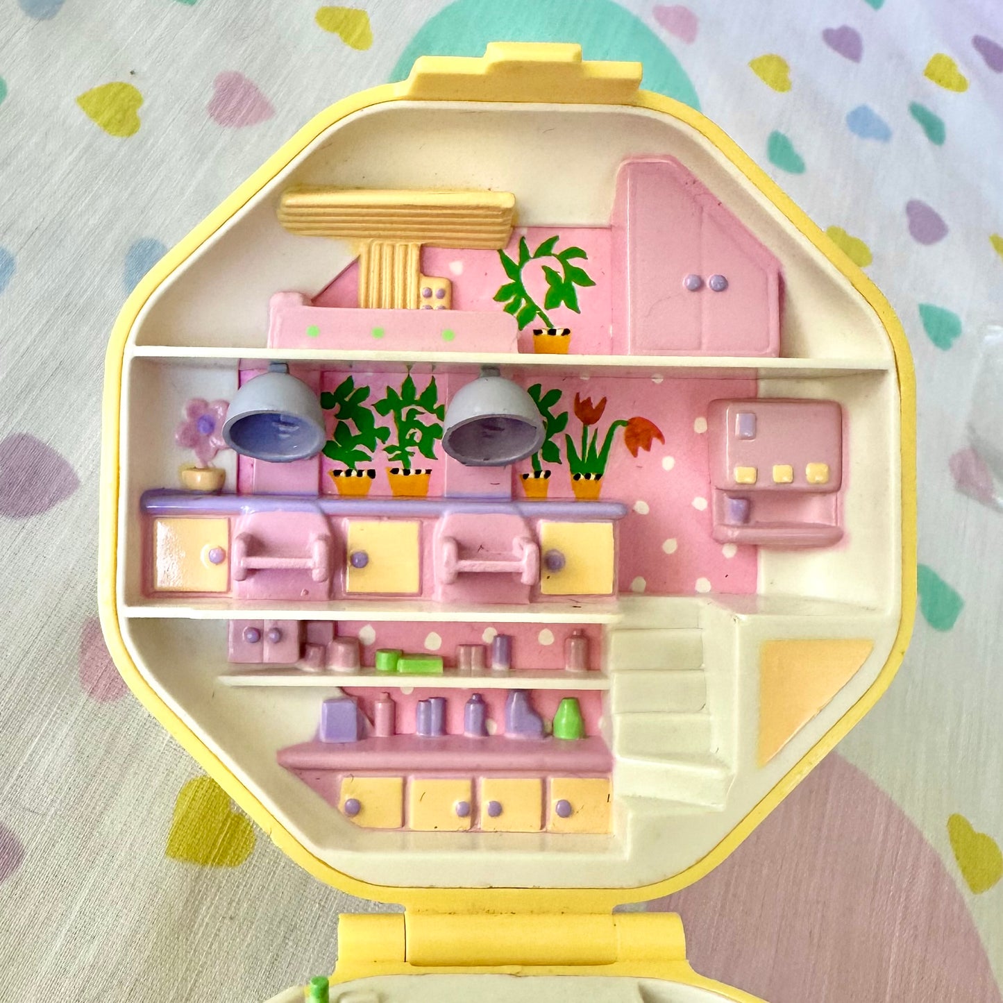 1992 Polly Pocket Hair Salon Compact