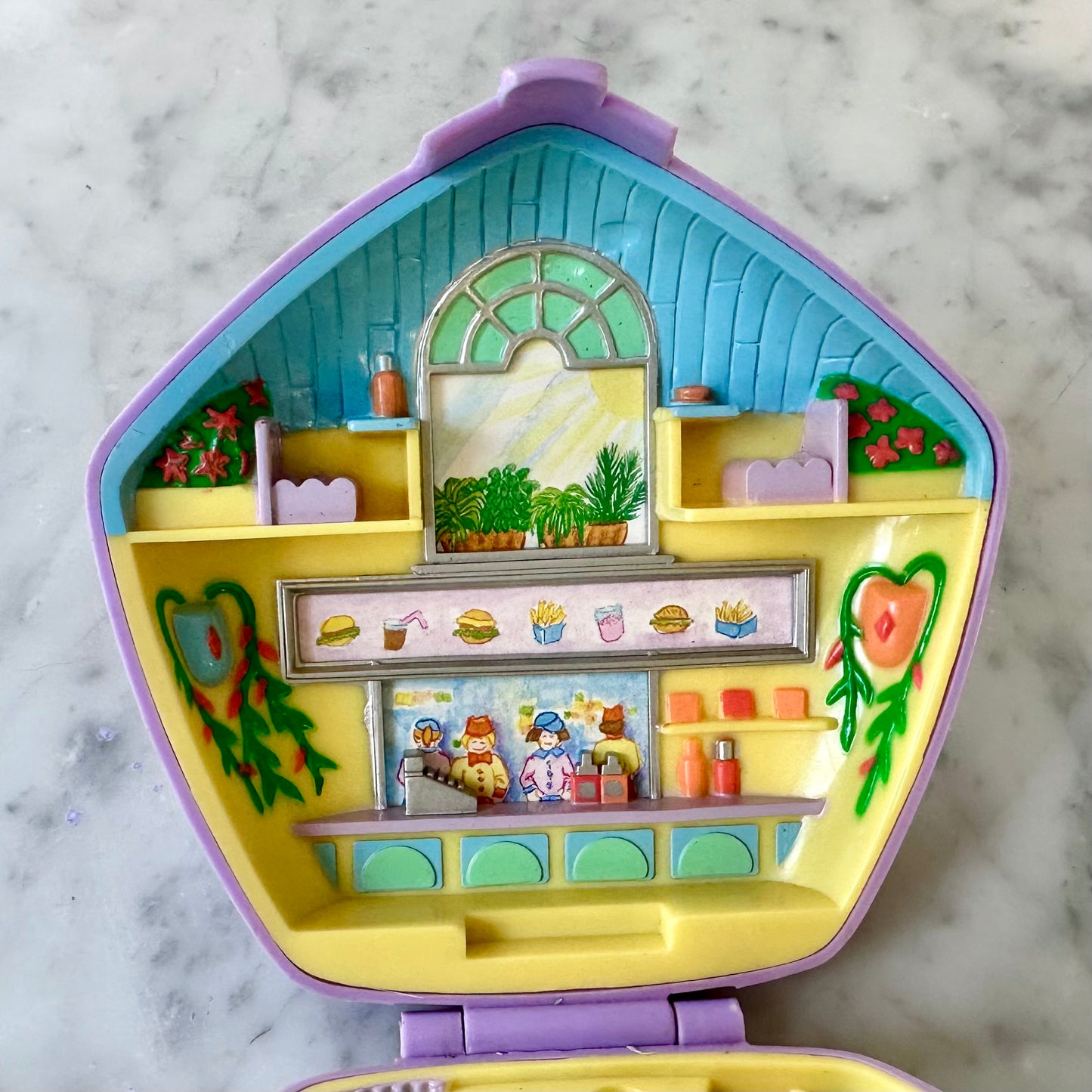 1992 Polly Pocket “Polly at the Burger Stand”