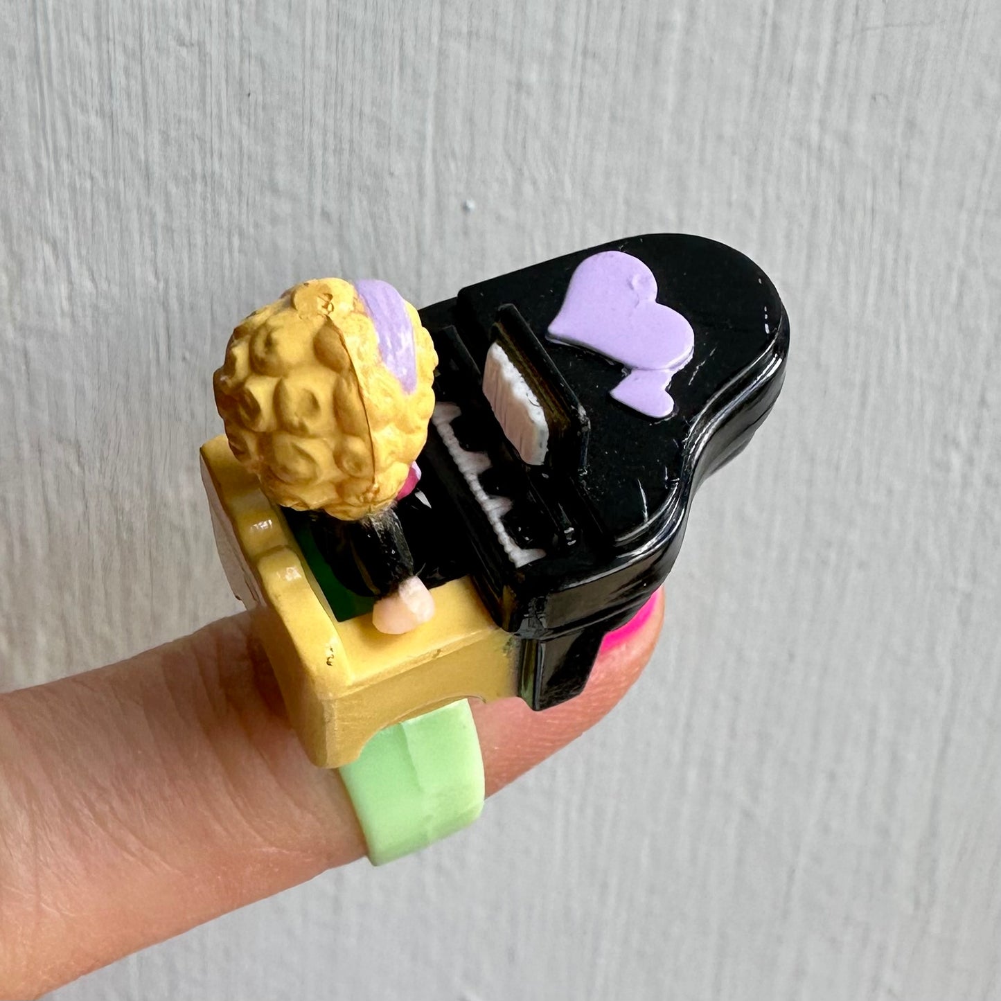 1991 Polly Pocket Perfect Piano Recital Ring Case