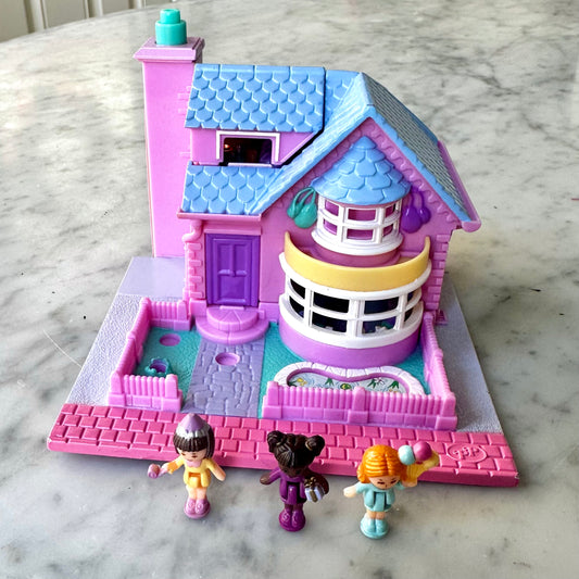 1993 Polly Pocket Light-Up Bay Window House