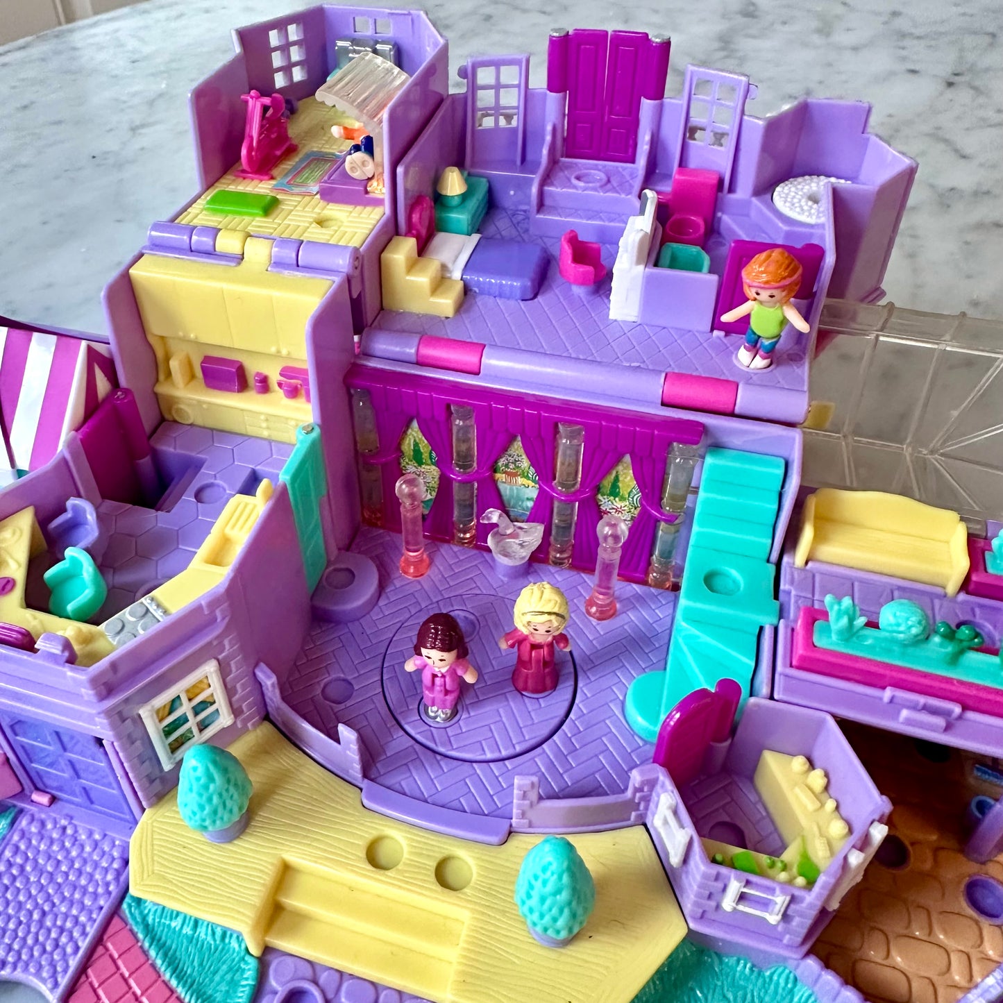 1994 Polly Pocket Light Up Magical Mansion
