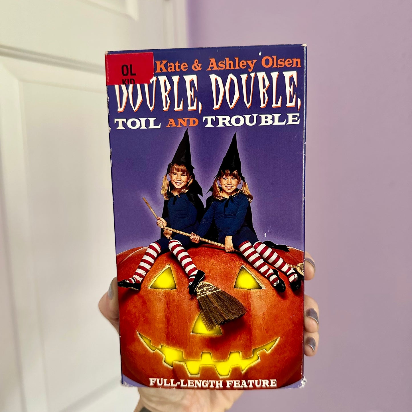 Mary Kate & Ashley Double Double Toil & Trouble VHS