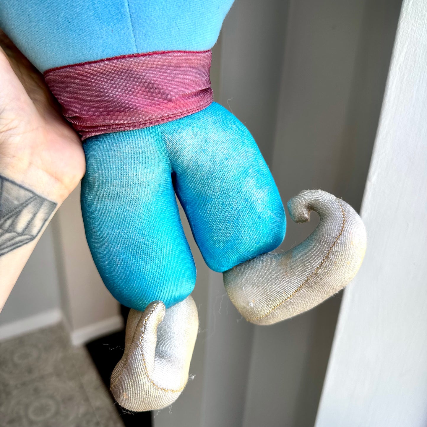 1992 Aladdin Genie Posable Plush