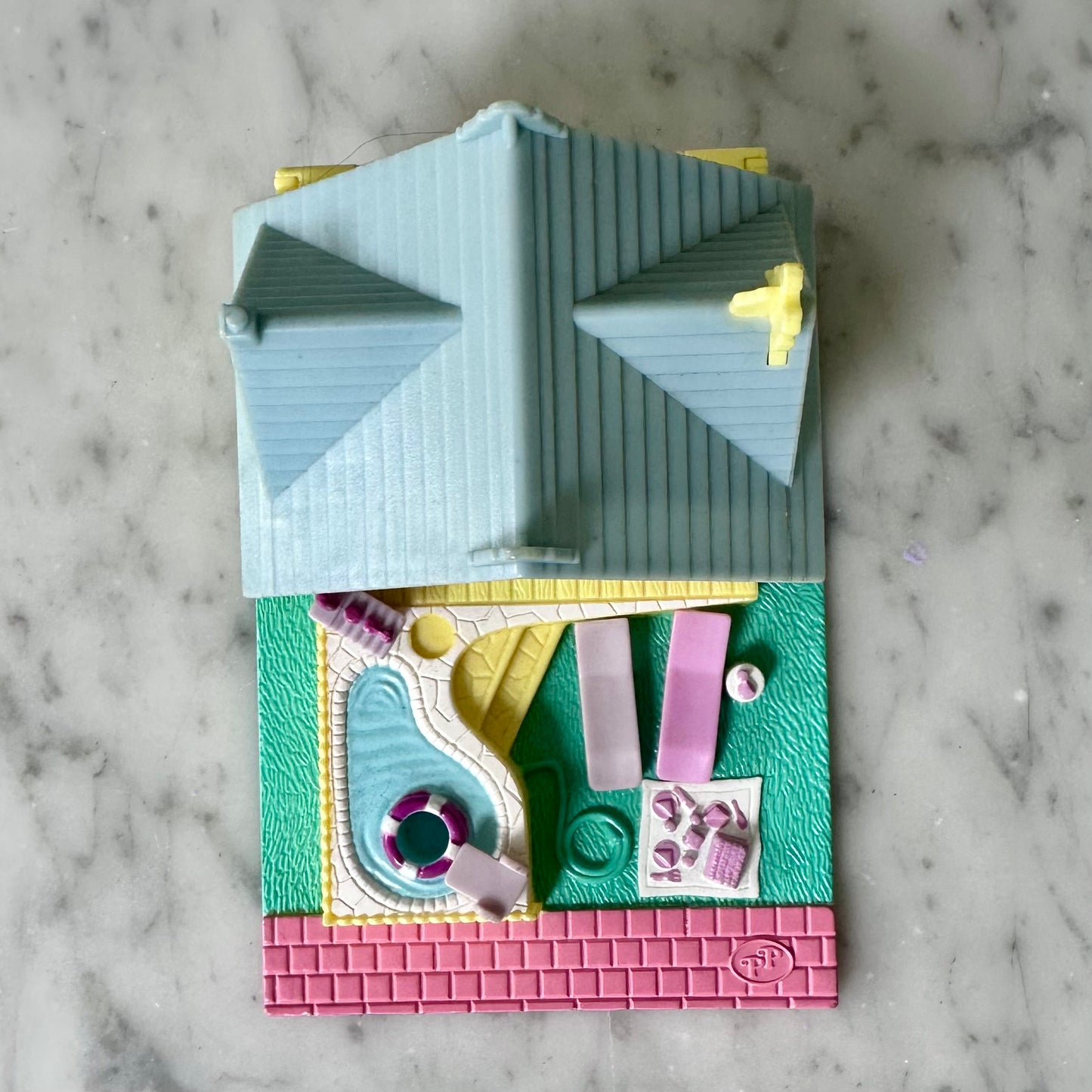 1993 Polly Pocket Summer House