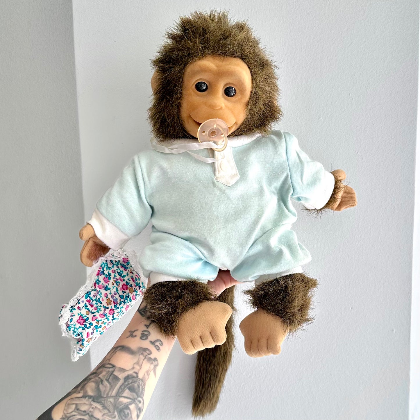 1994 Hosung Monkey Puppet
