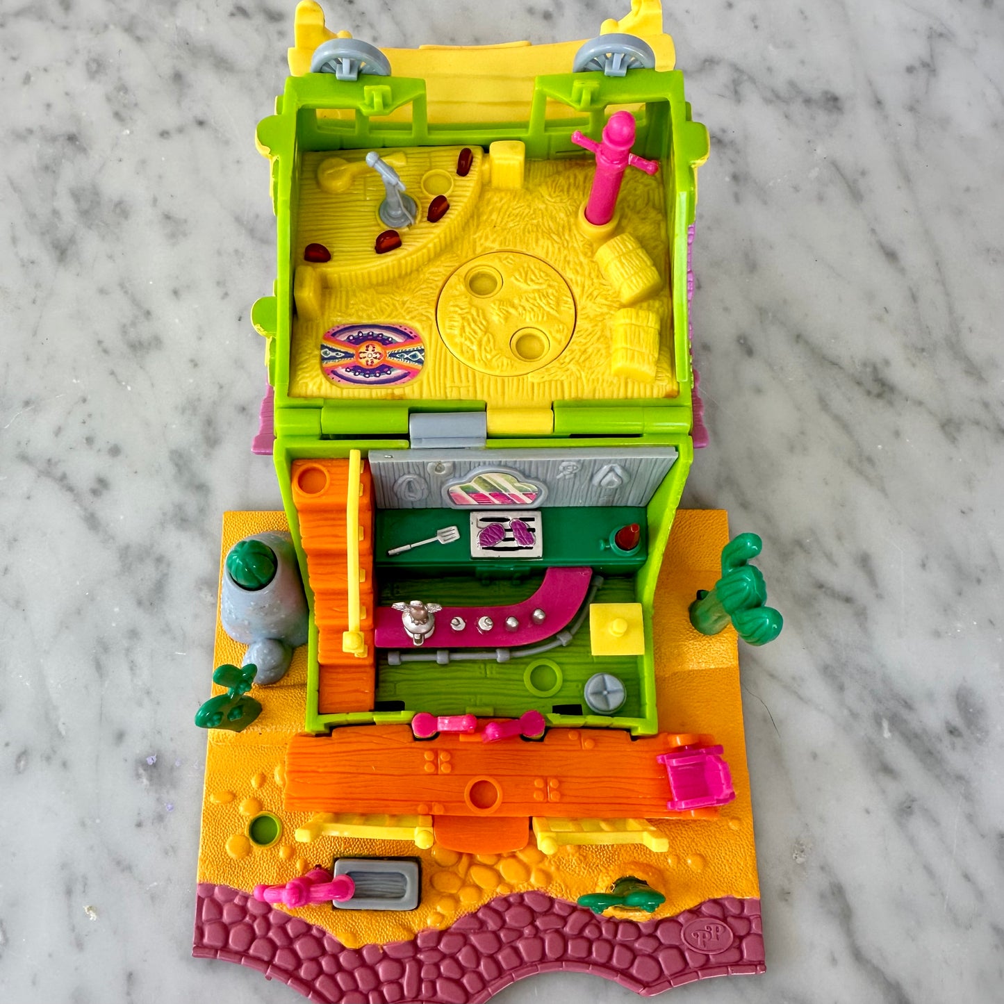 1994 Polly Pocket Light Up Horse House Playset