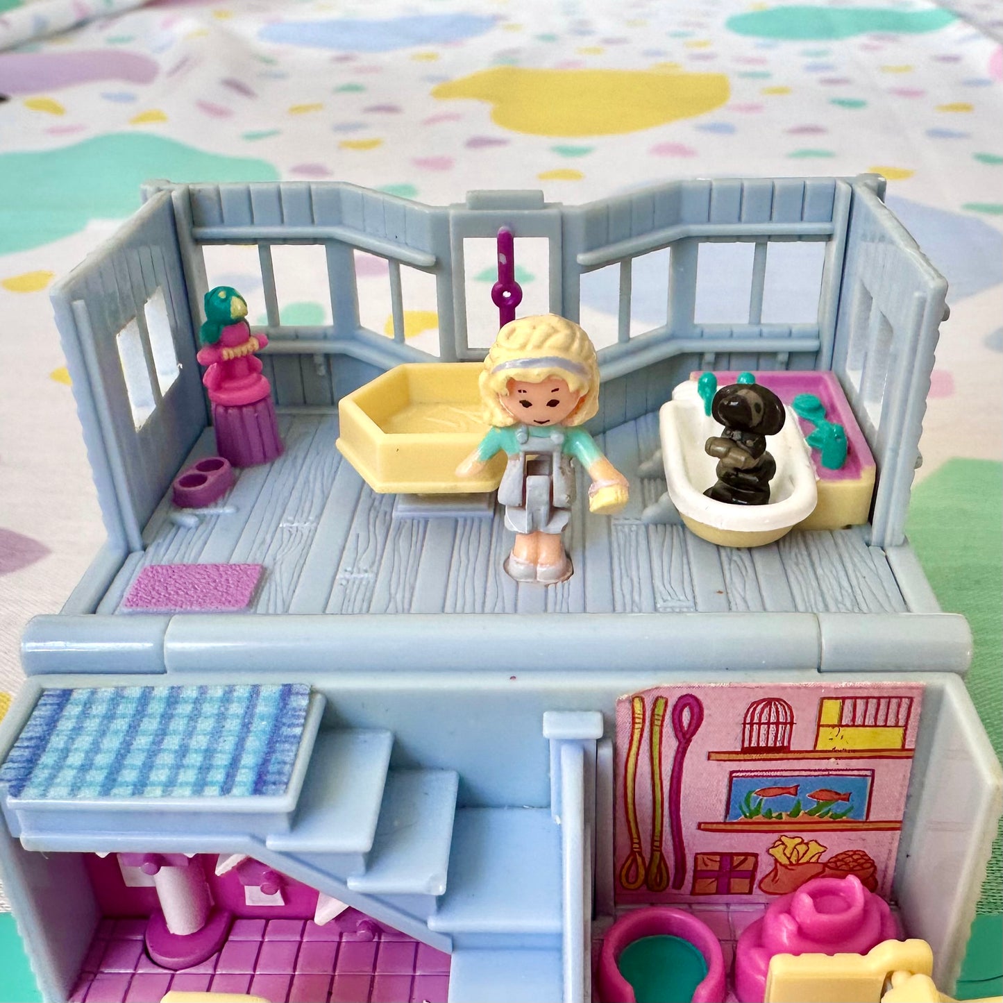 1993 Polly Pocket Pet Shop