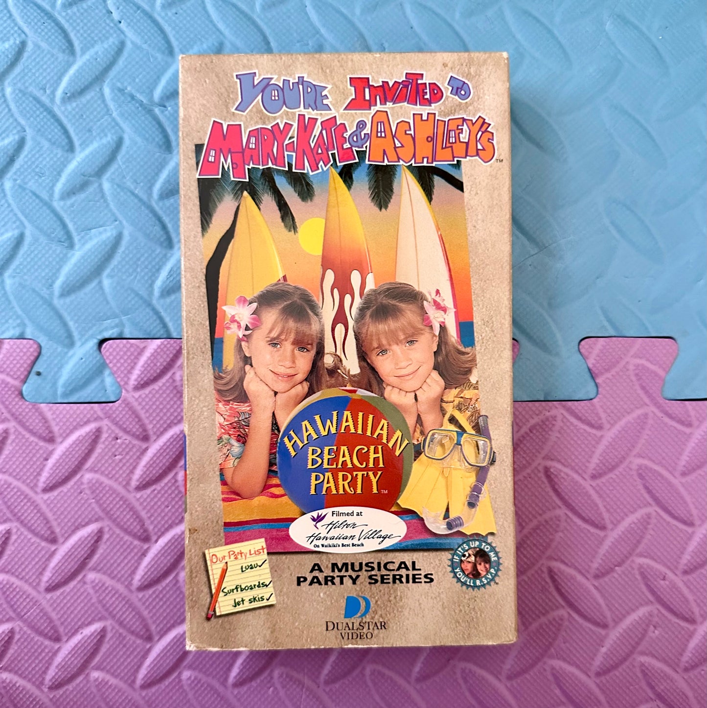You’re Invited to Mary Kate and Ashley’s Hawaiian Beach Party VHS
