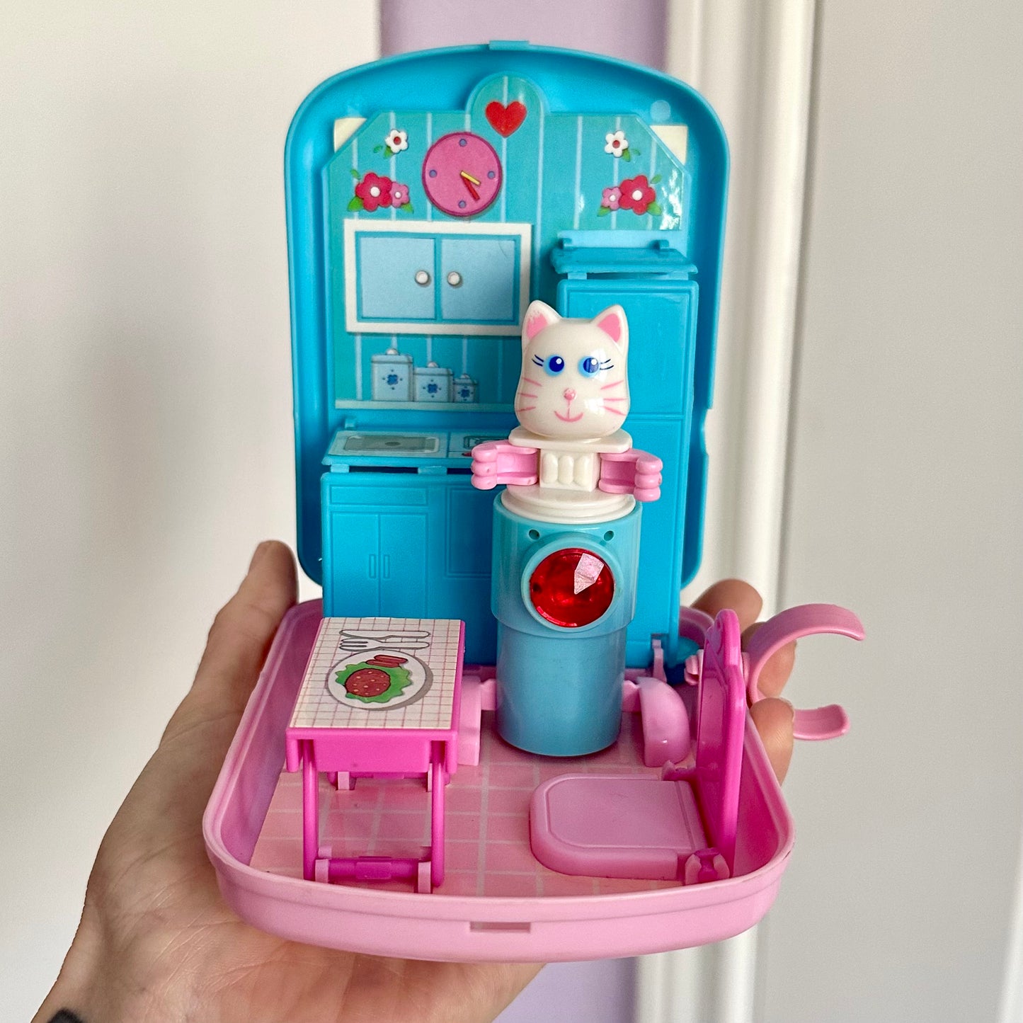 1984 Galoob Sweet Secrets Pens N Friends Let’s Write Kitty Doll Playset