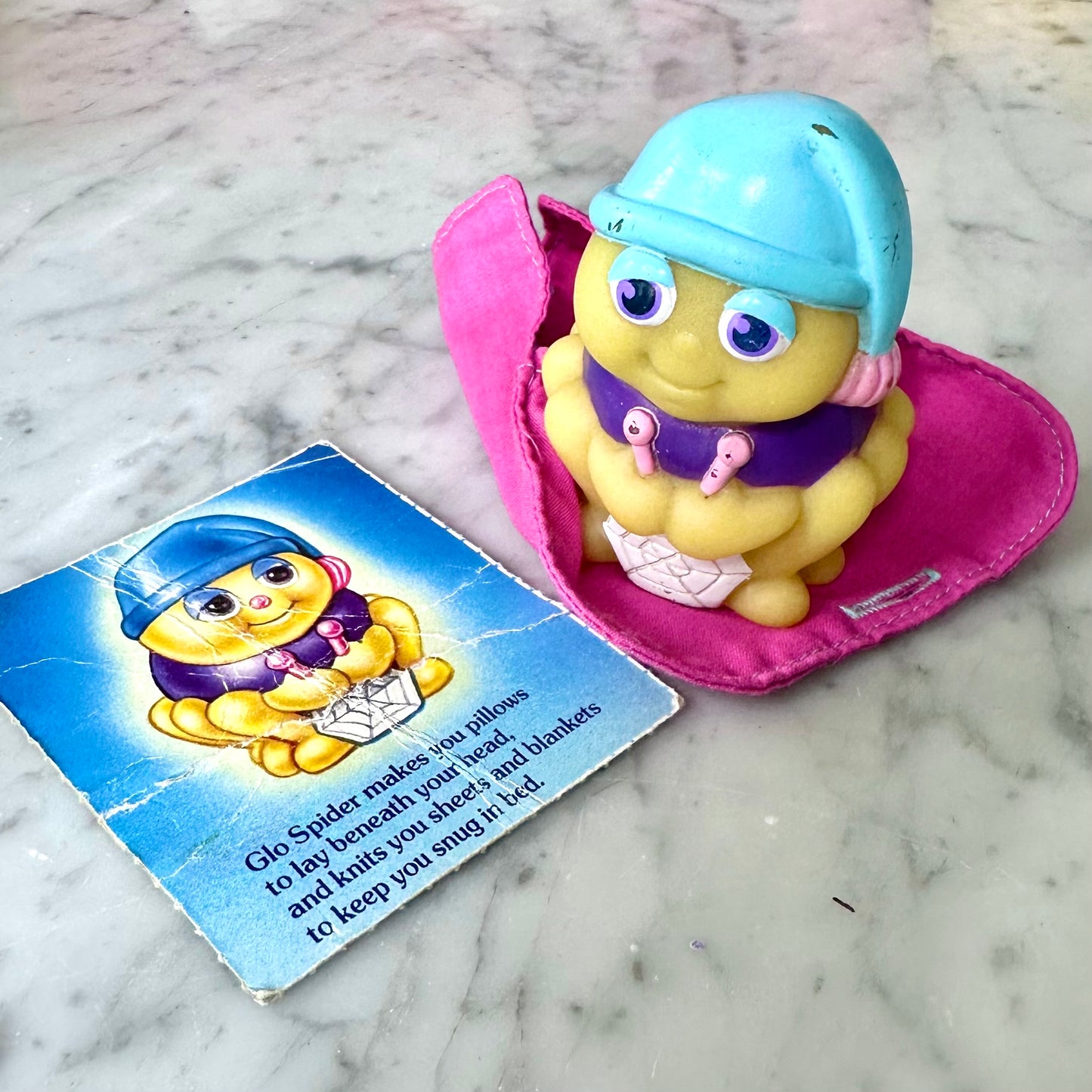 1985 Glo Spider with Sleeping Bag and Card