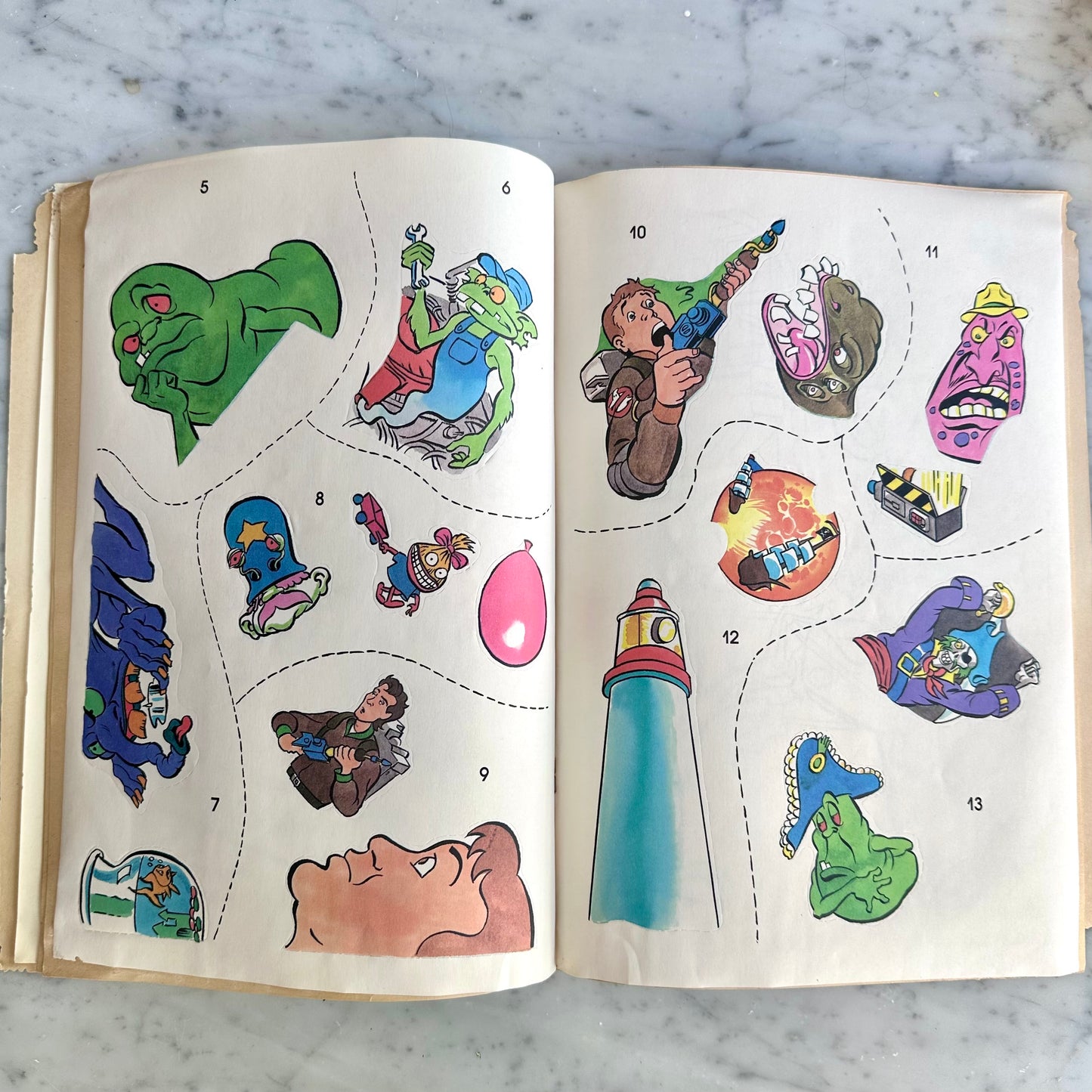 1990 The Real Ghostbusters Sticker Fun Book
