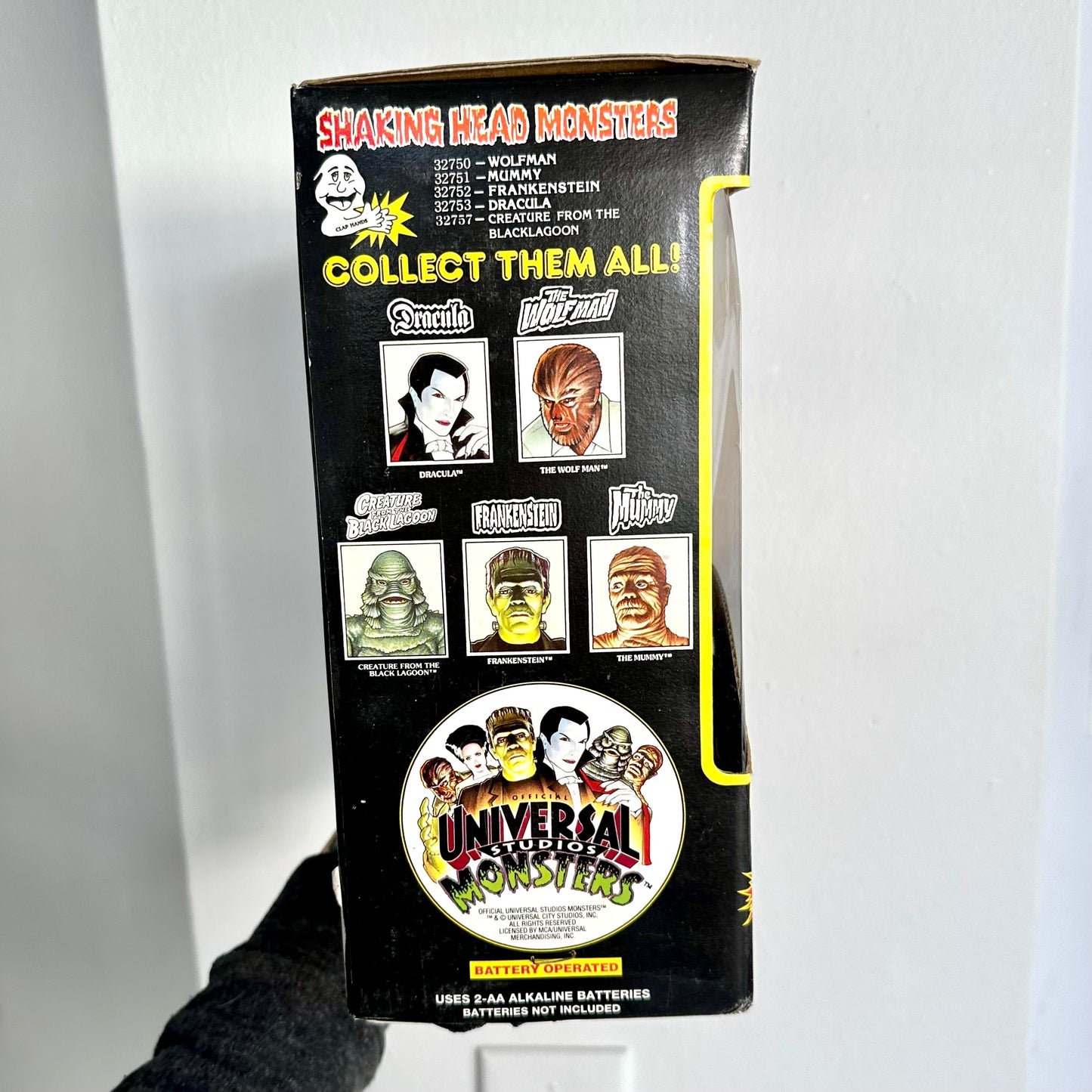 Vintage 1992 Telco Universal Monsters Shaking Head Monsters “Dracula”