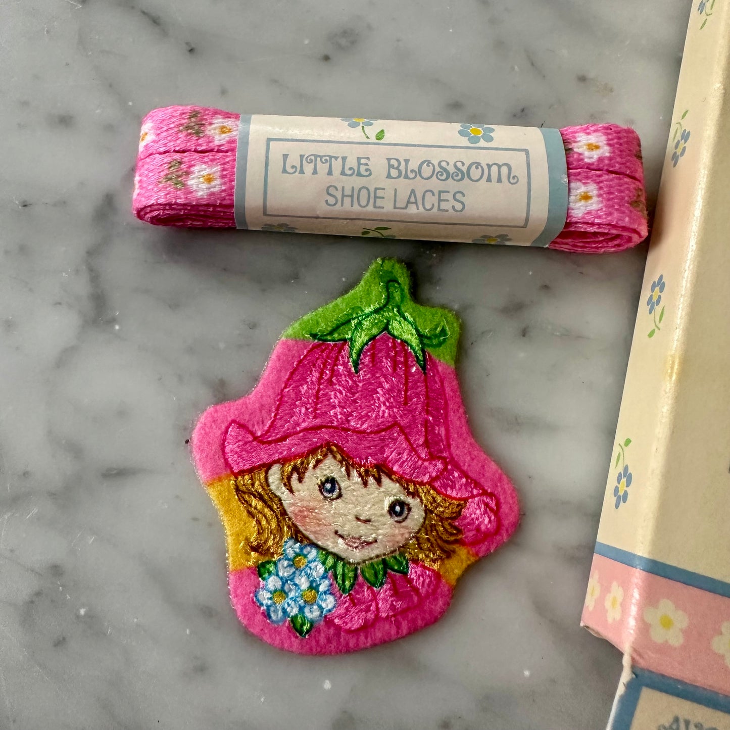 1984 Little Blossom Patch and Shoelaces