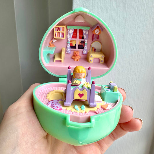 1991 Polly Pocket-Midge’s Bedtime