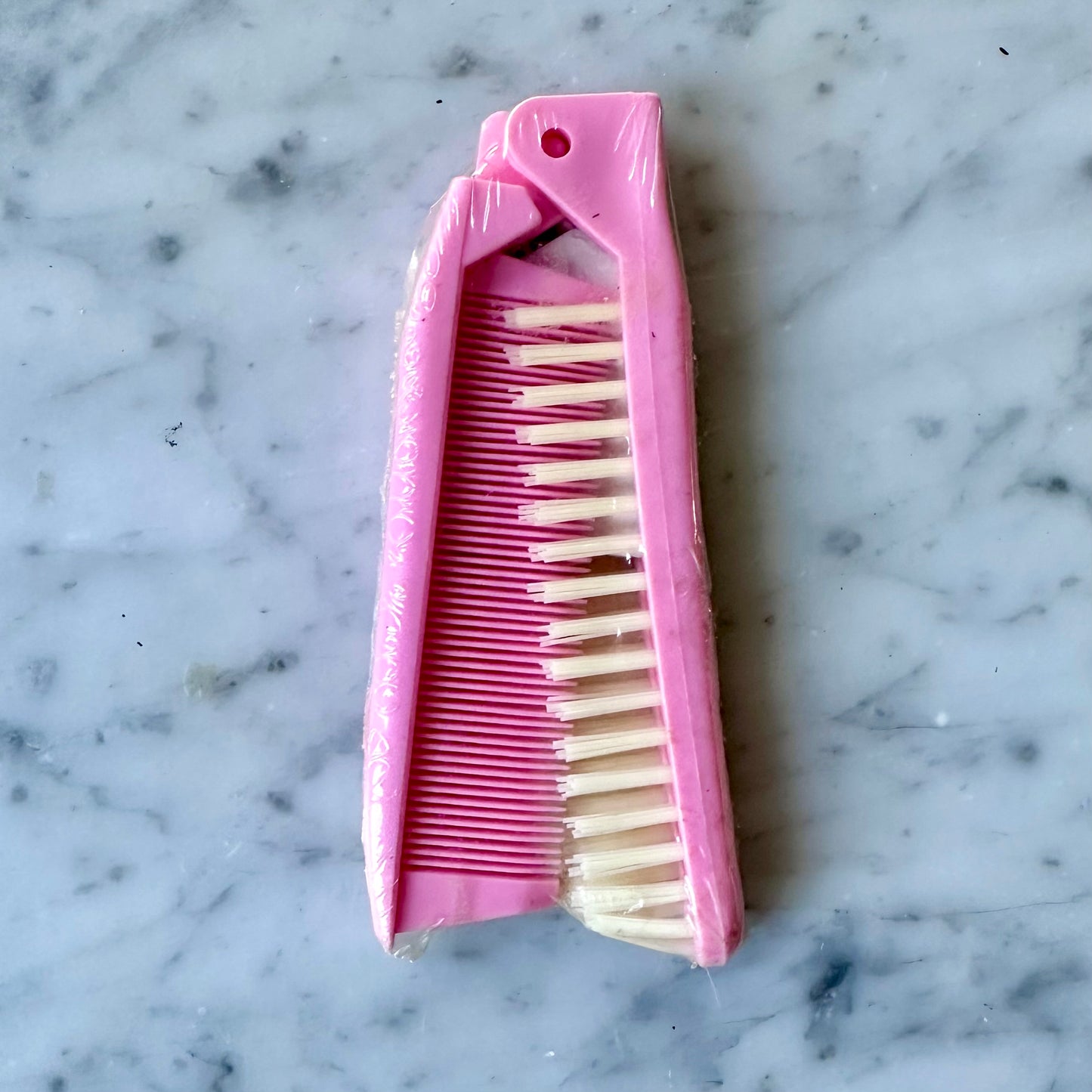 1988 Muppets Miss Piggy Folding Brush