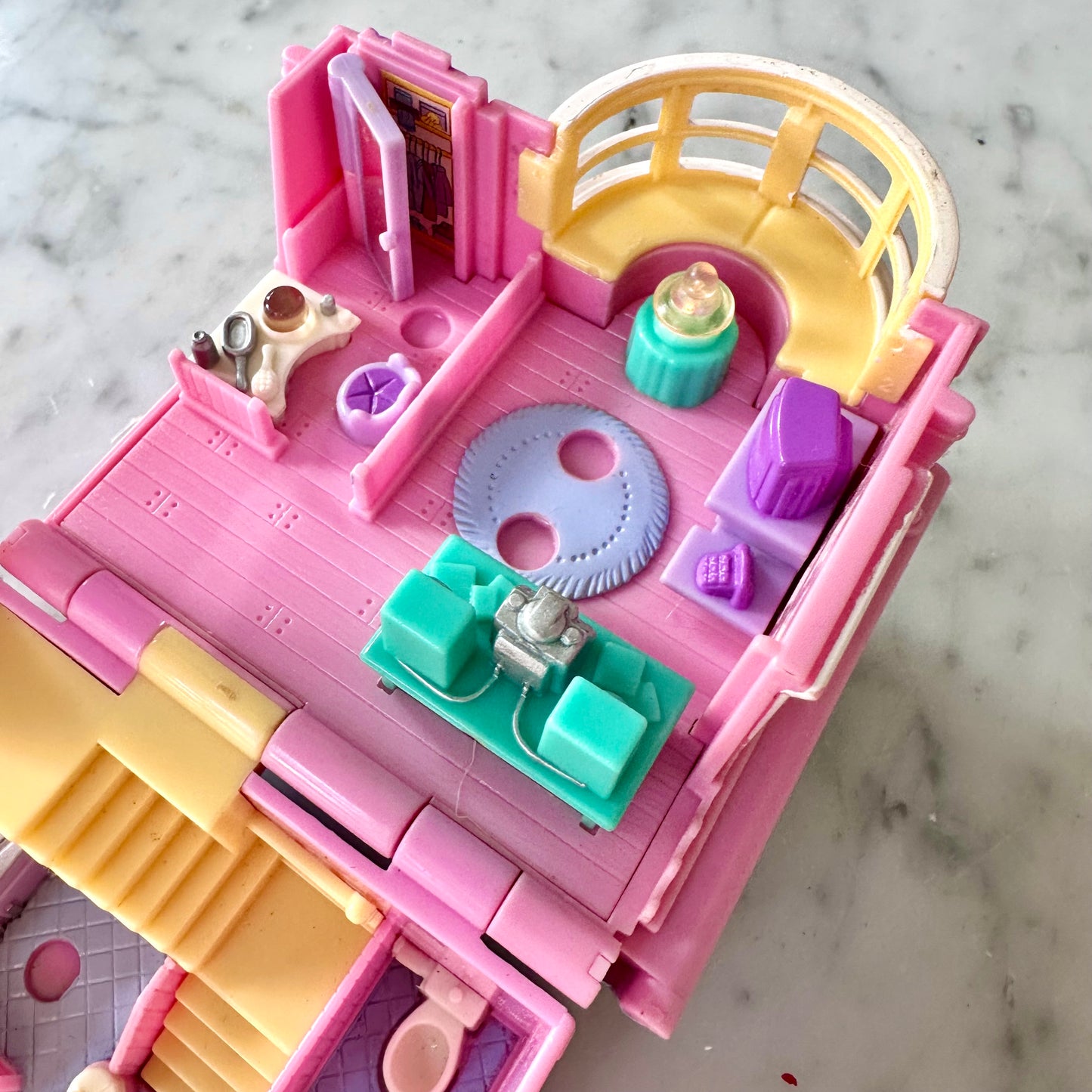 1993 Polly Pocket Bay Window Light Up House