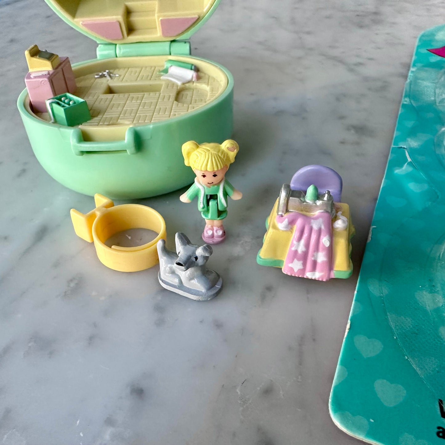 1991 Polly Pocket Dazzling Dressmaker Ring & Ring Case