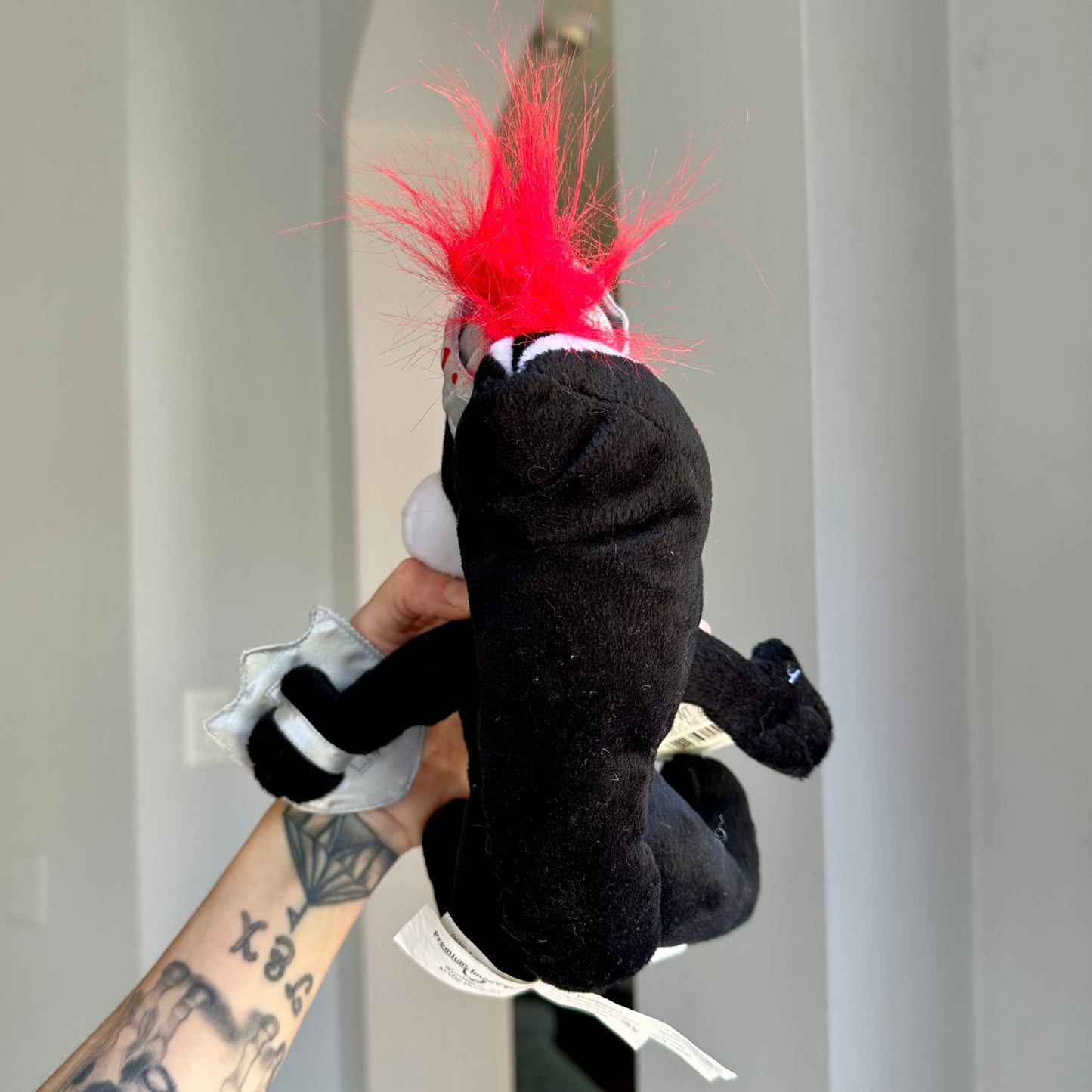 Looney Tunes Pepe Le Pew Plush