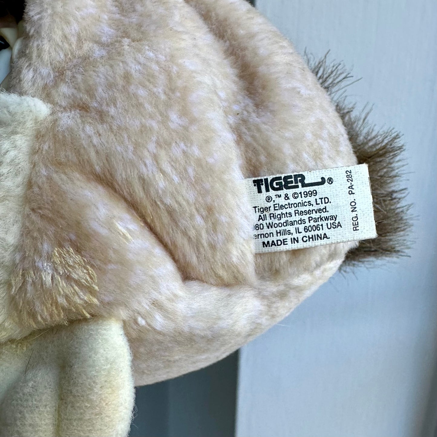 1999 Furby Buddies “Hug Me”Plush Bean Bag