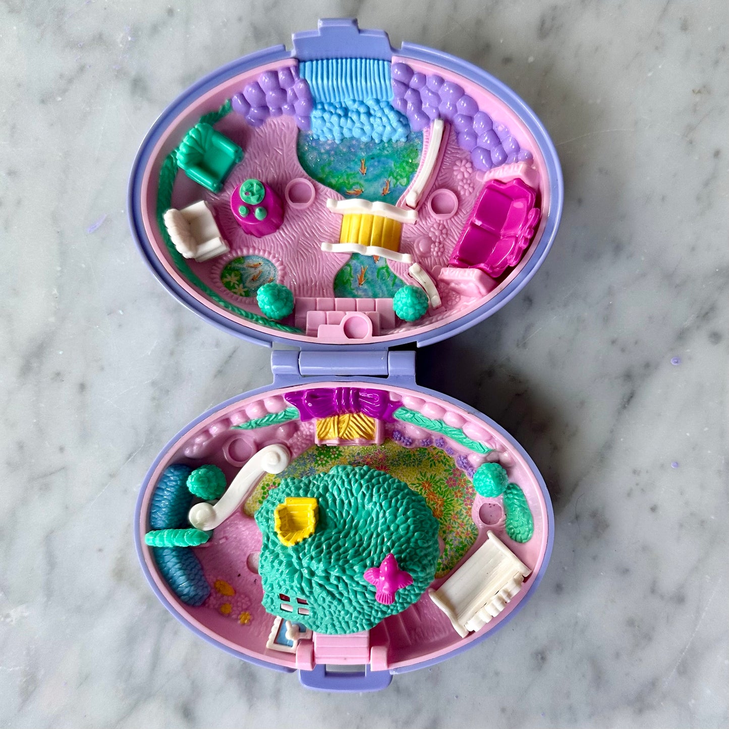 1995 Polly Pocket Unicorn Meadow Compact and Comb