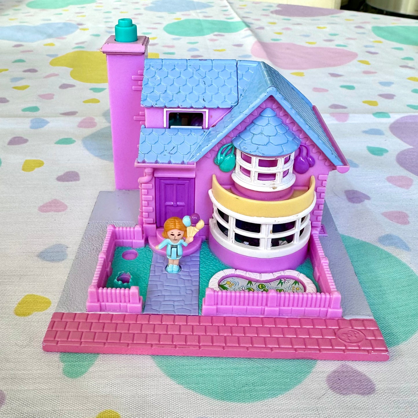 1993 Polly Pocket Bay Window House