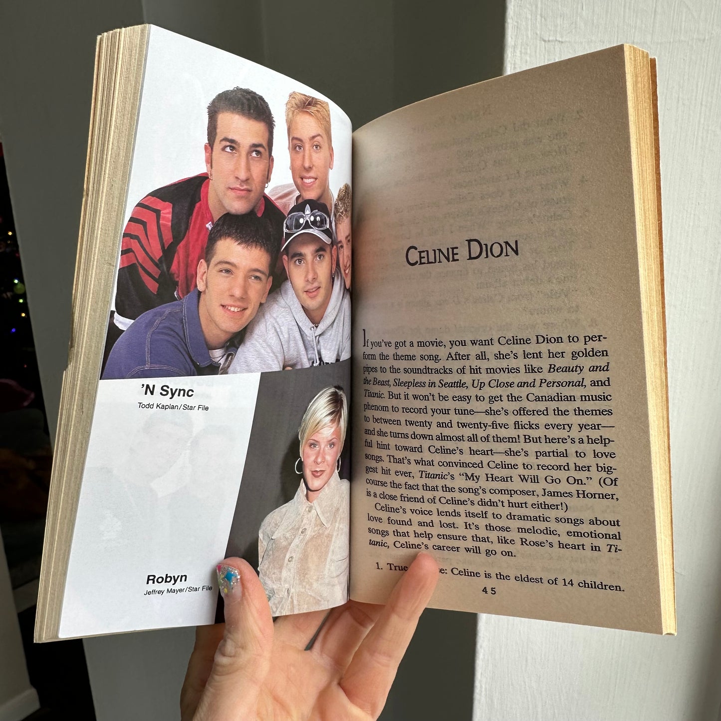 90’s Pop Quiz Book