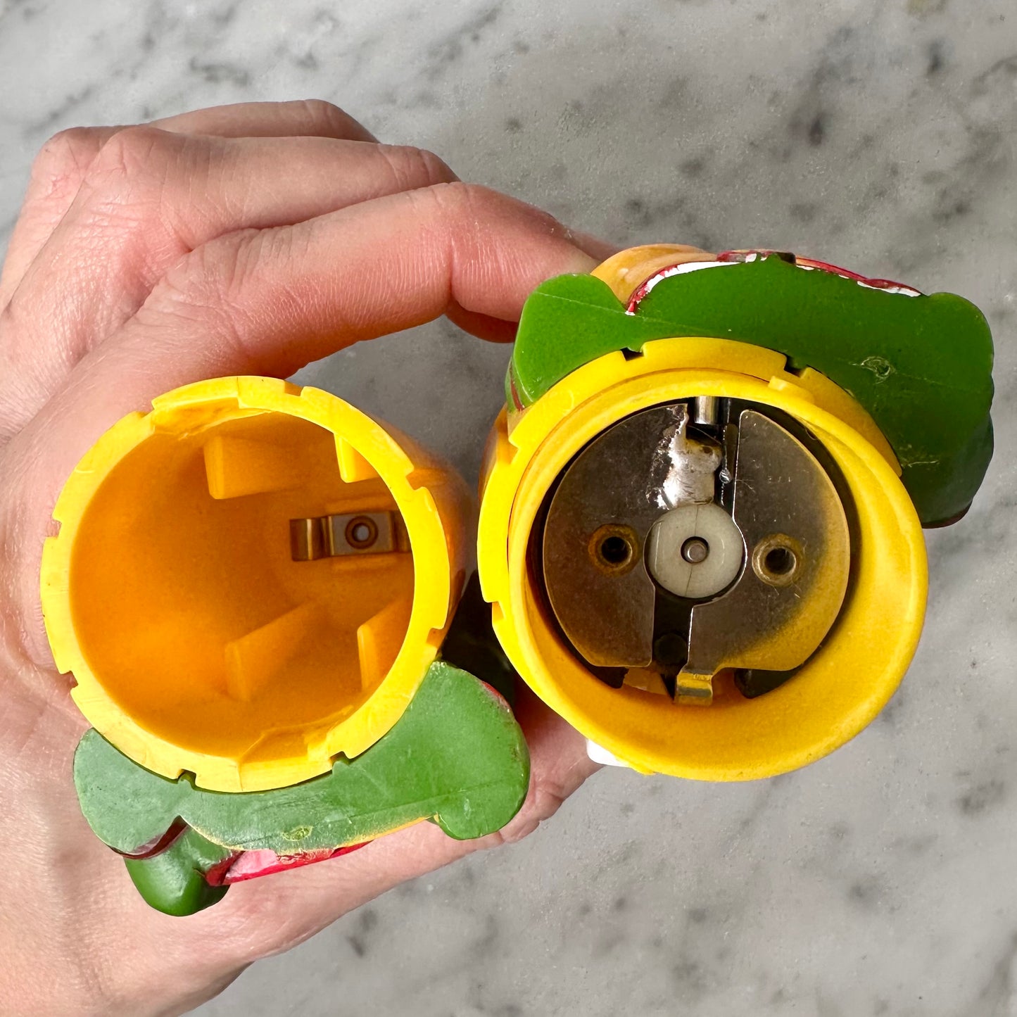 1989 TMNT Raphael Electric Toothbrush Handle