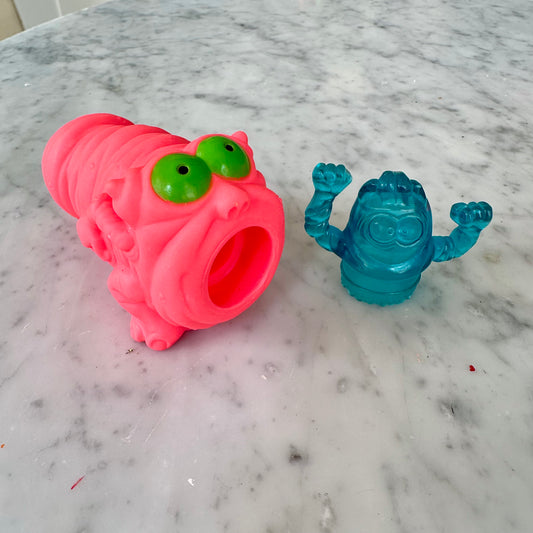 1987 The Real Ghostbusters Mini Shooter with Boo-Lets