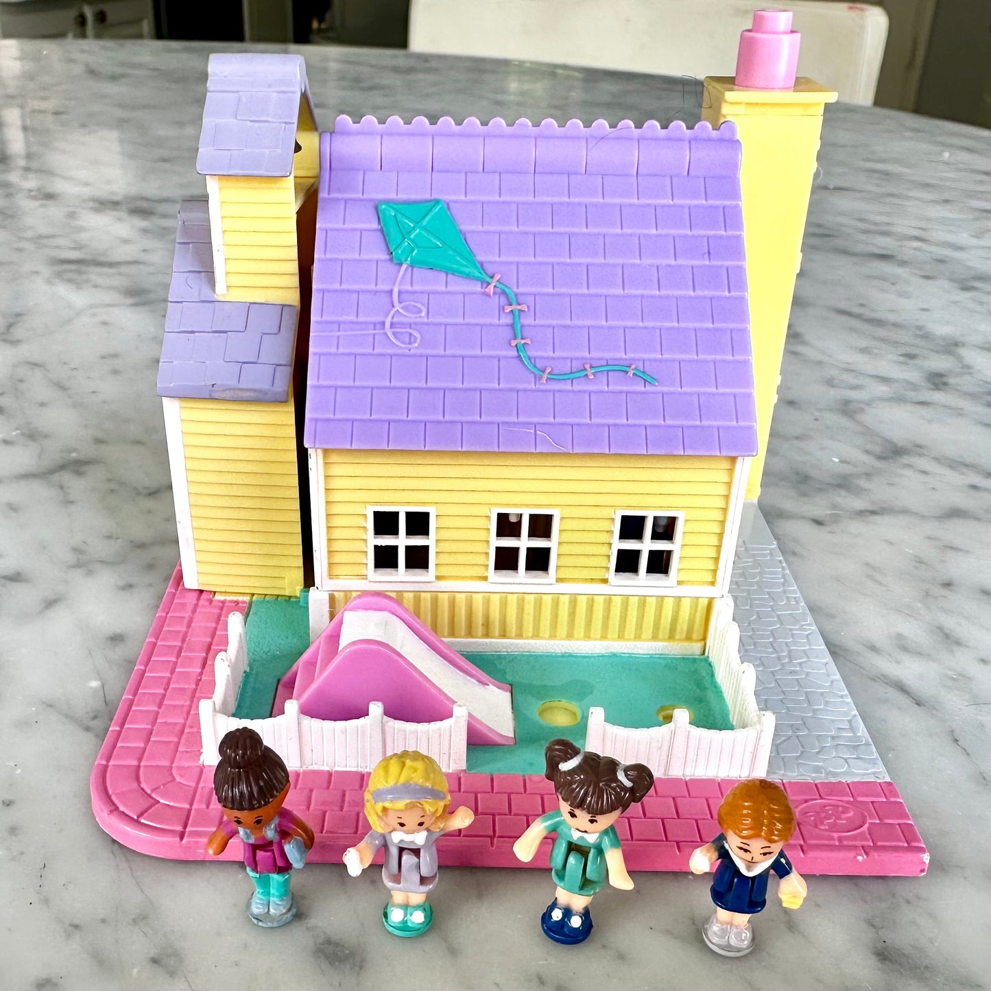 1993 Polly Pocket Light Up Schoolhouse-Non Working