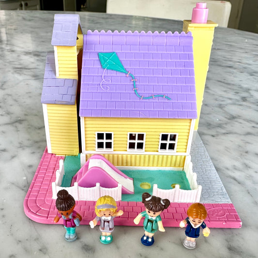 1993 Polly Pocket Light Up Schoolhouse-Non Working