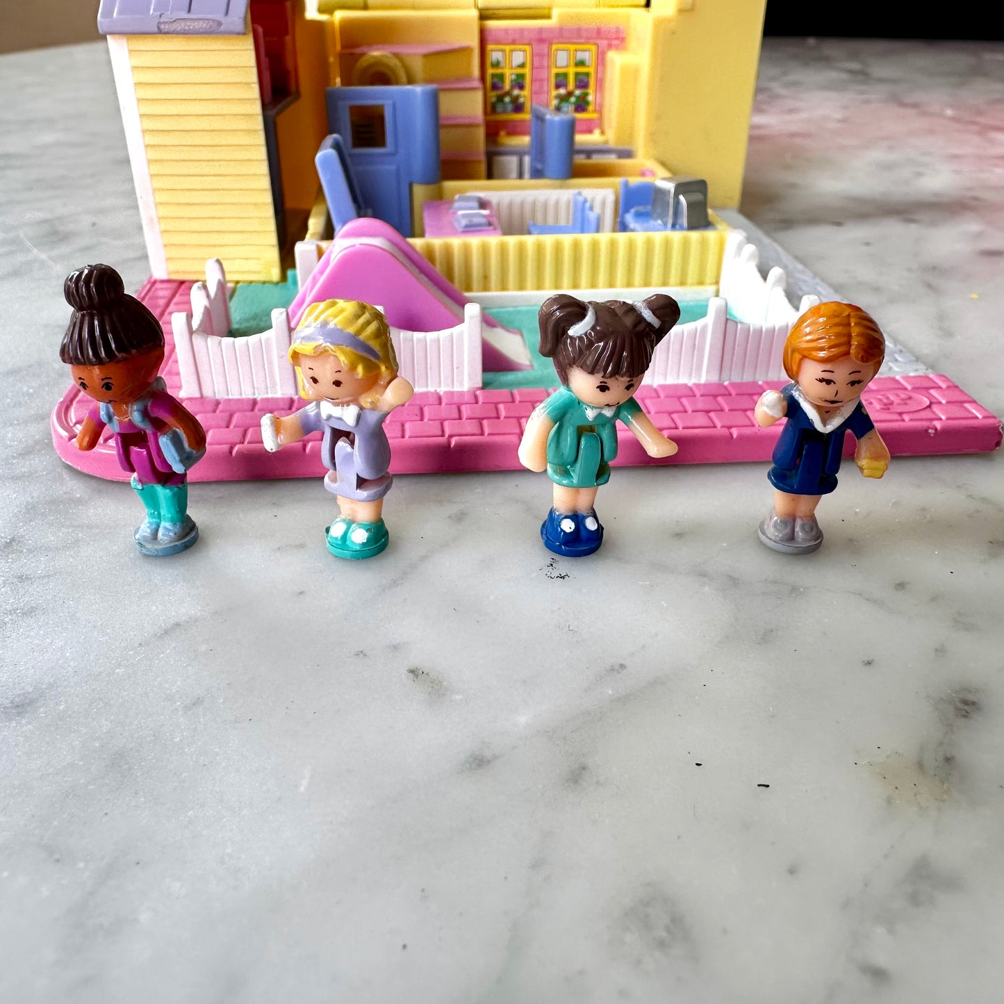 1993 Polly Pocket Light Up Schoolhouse-Non Working