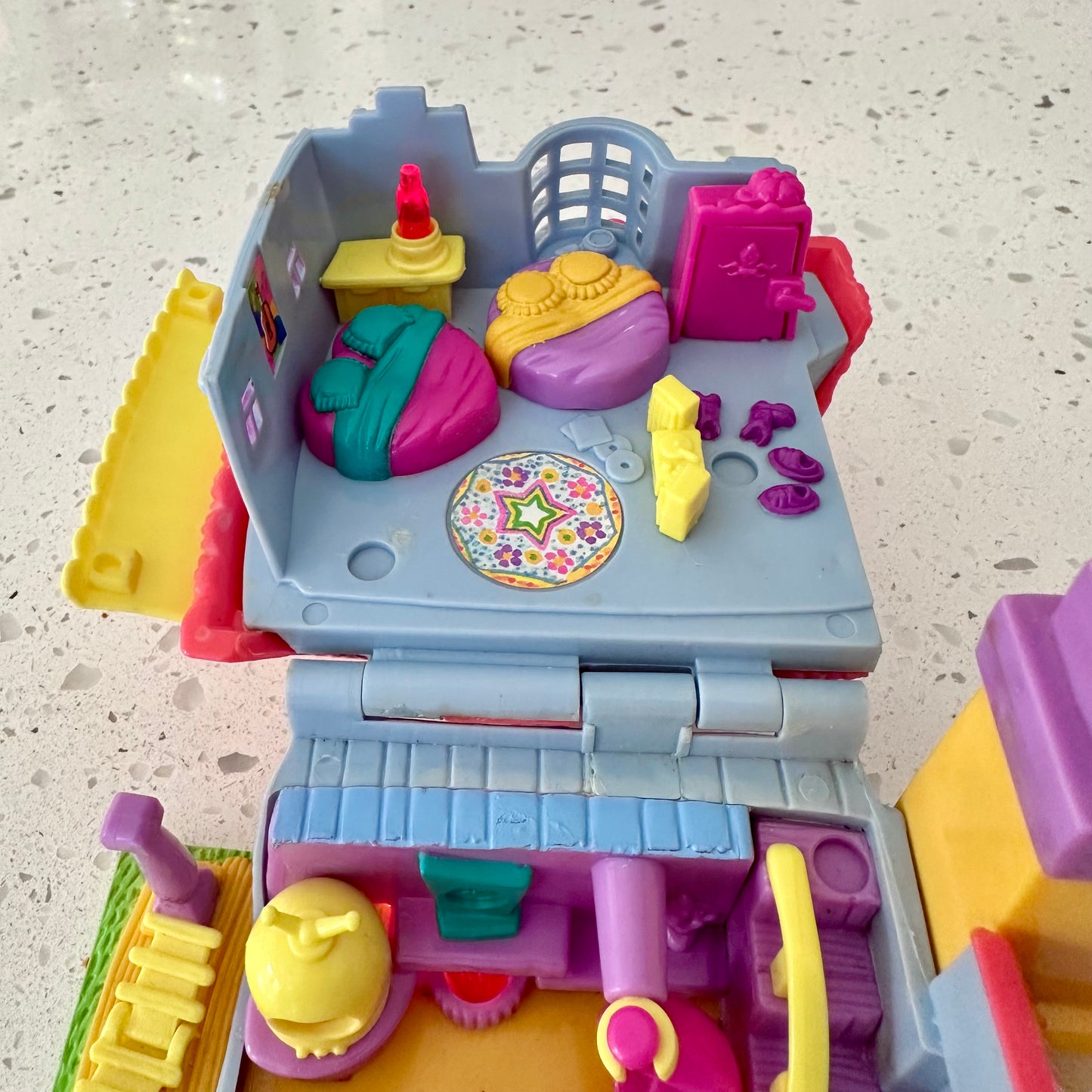 1994 Polly Pocket Light-Up Kitty House