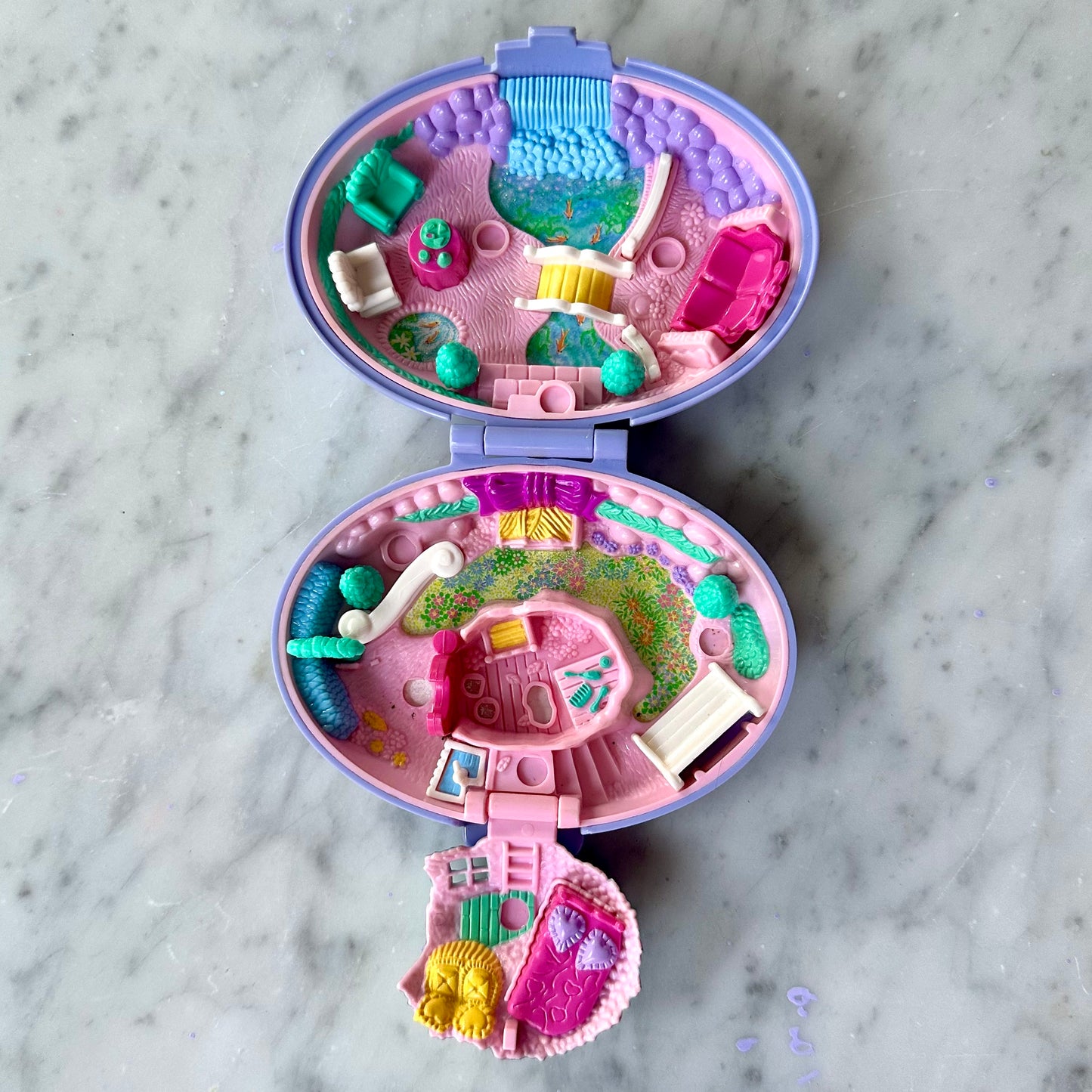 1995 Polly Pocket Unicorn Meadow Compact and Comb