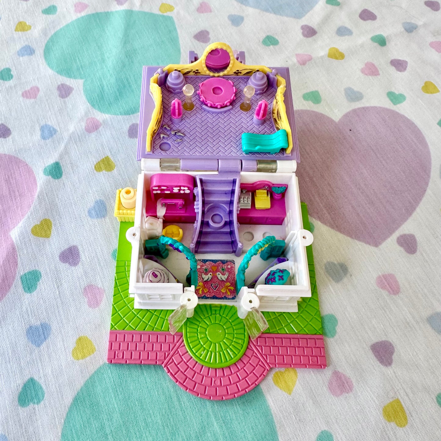 1994 Polly Pocket Bridal Salon