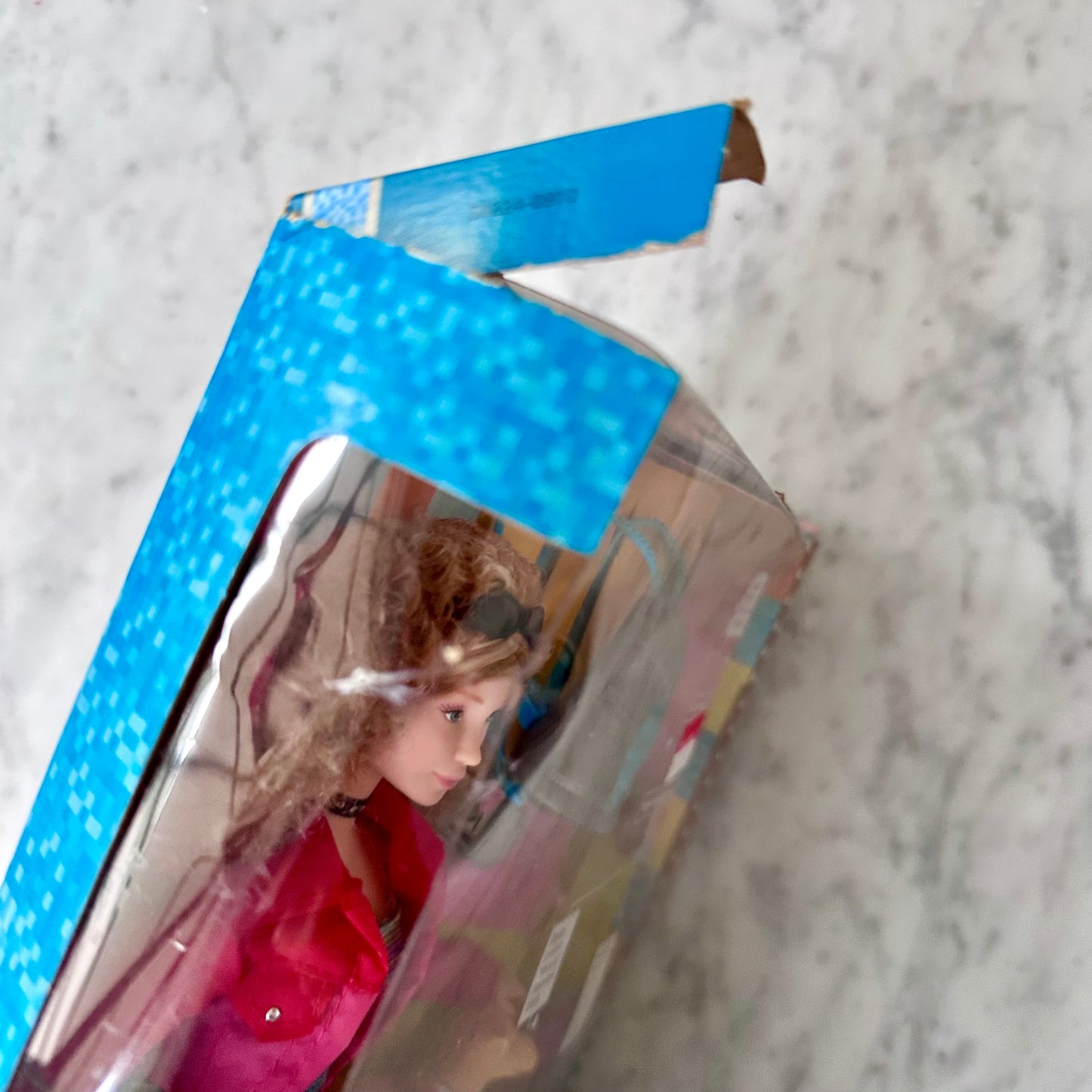 2002 Mystery Squad Kenzie Surveillance Specialist Doll