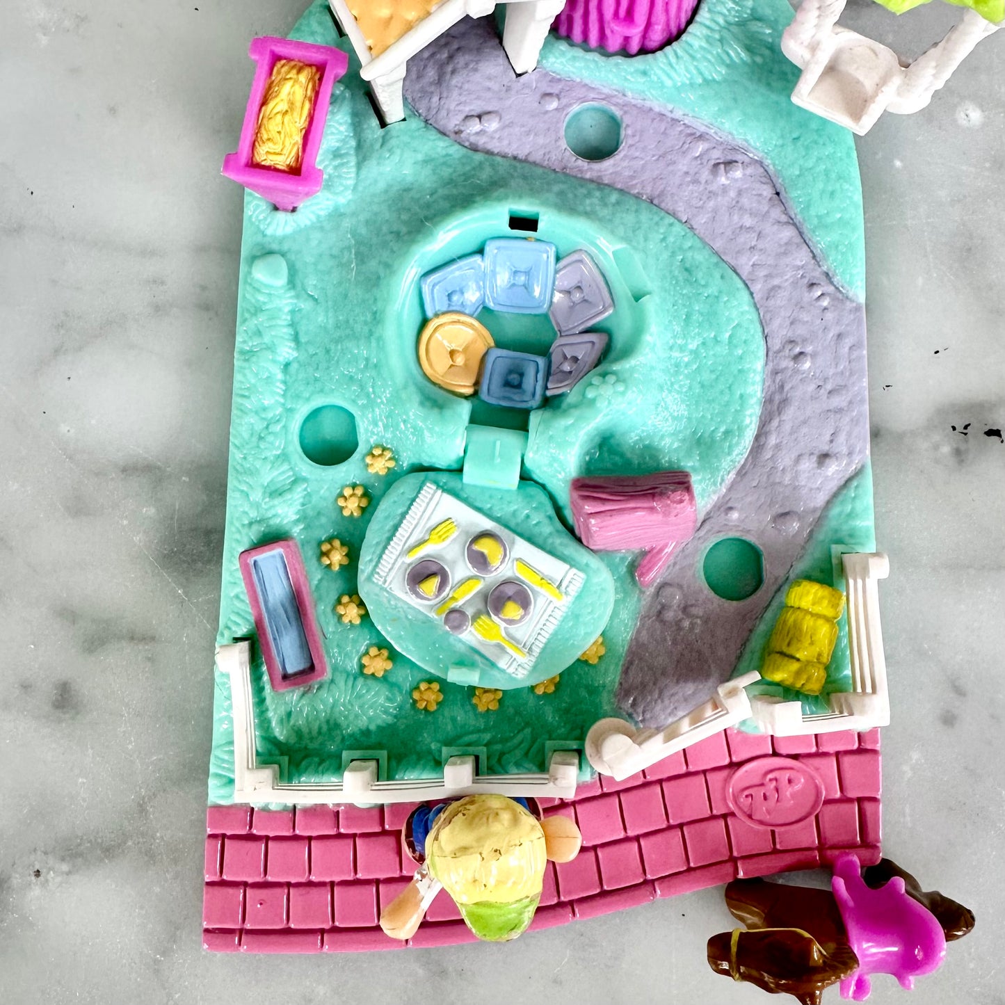 1994 Polly Pocket Oak Tree Garden 100% Complete