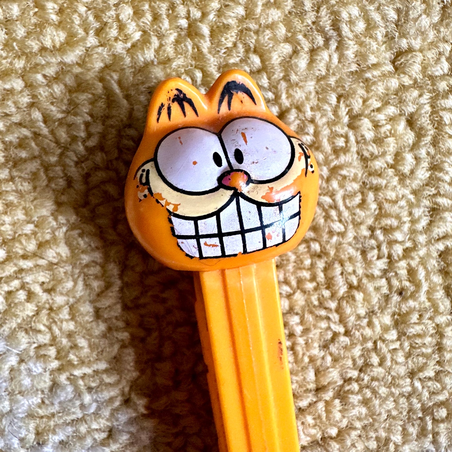 Vintage Garfield PEZ Dispenser
