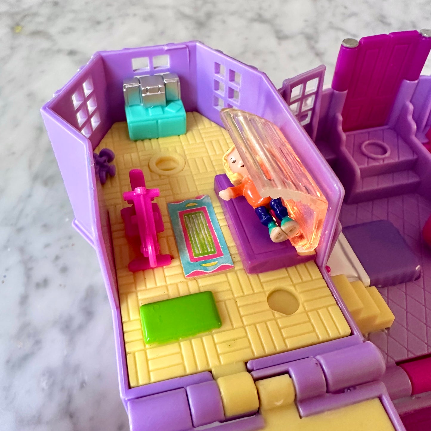 1994 Polly Pocket Light Up Magical Mansion