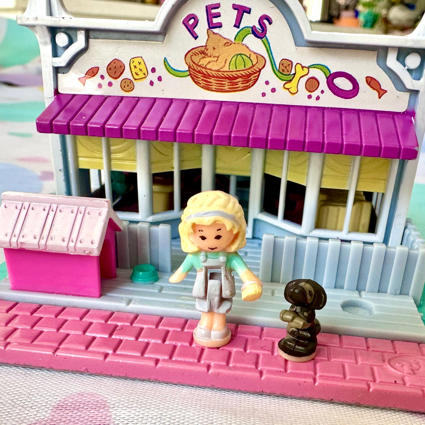 1993 Polly Pocket Pet Shop