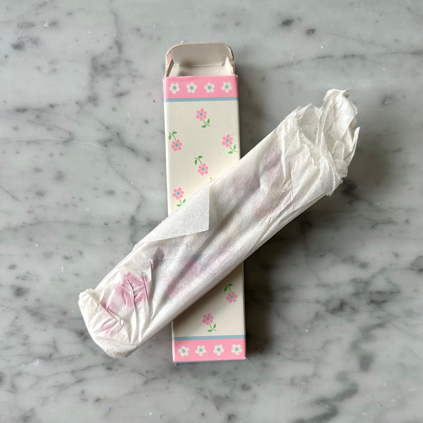 1984 Little Blossom Comb & Mirror Set