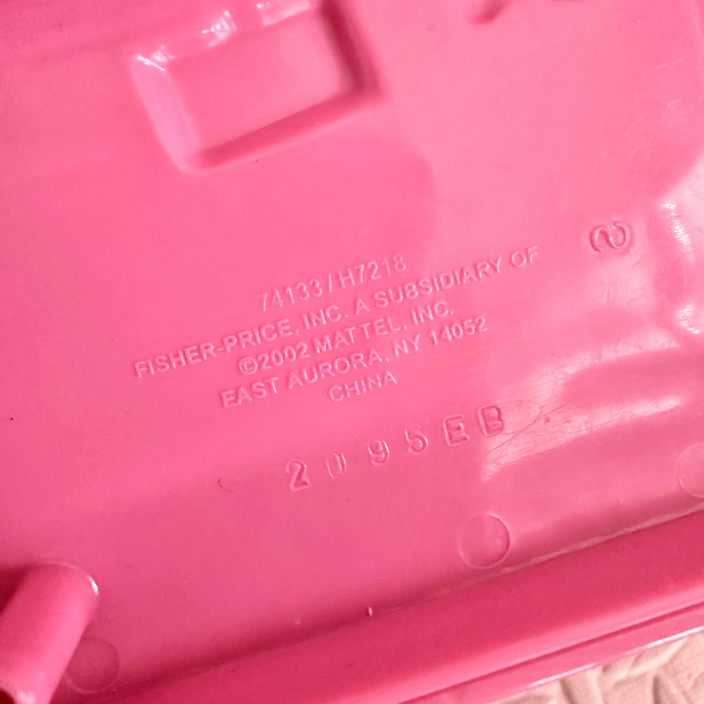 Vintage Loving Family Trundle Bed