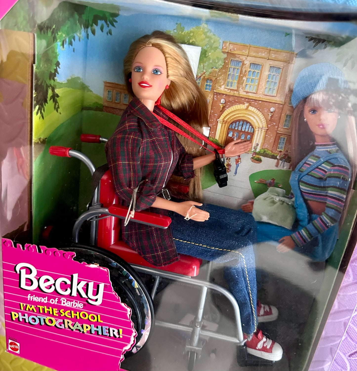 1998 Barbie Becky School Photographer