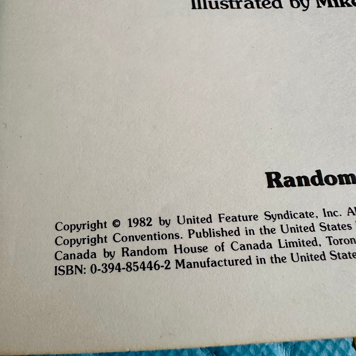 1982 Garfield “The Knight In Shining Armor” Book
