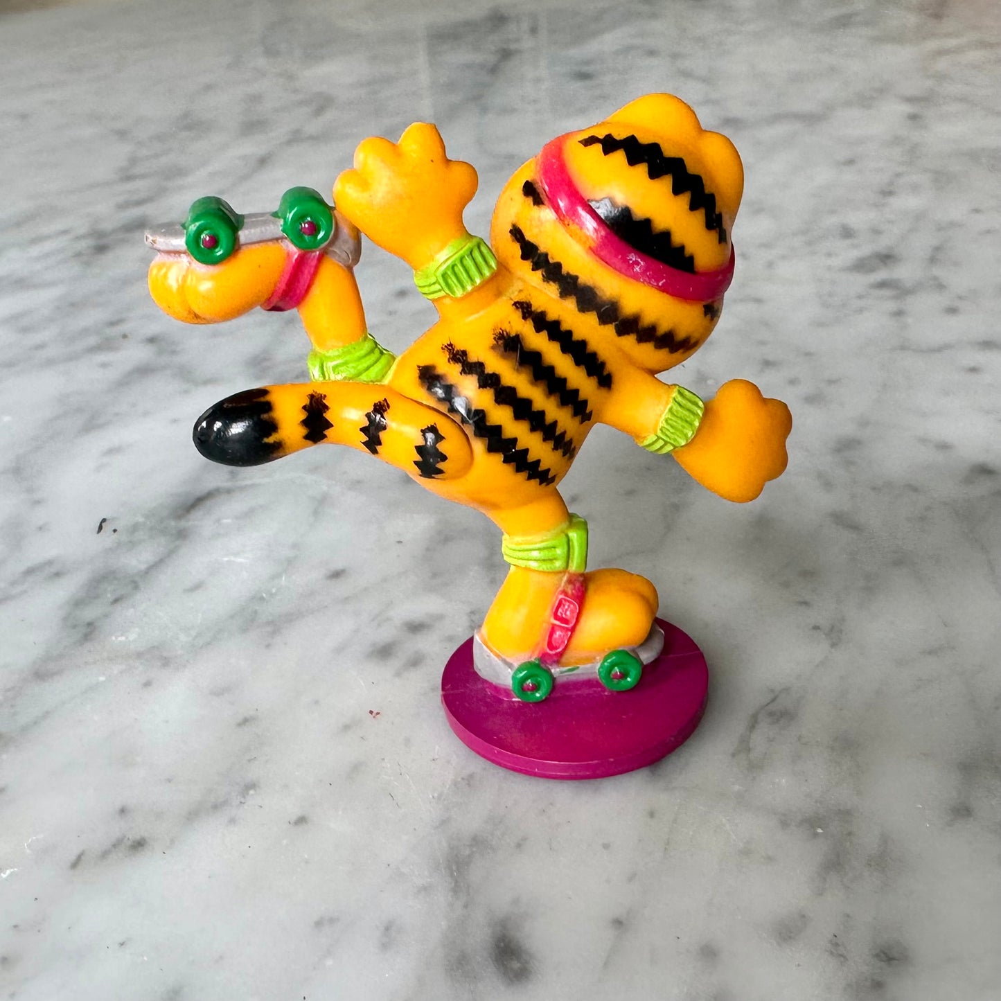 1981 Garfield Rollerskating PVC Figure